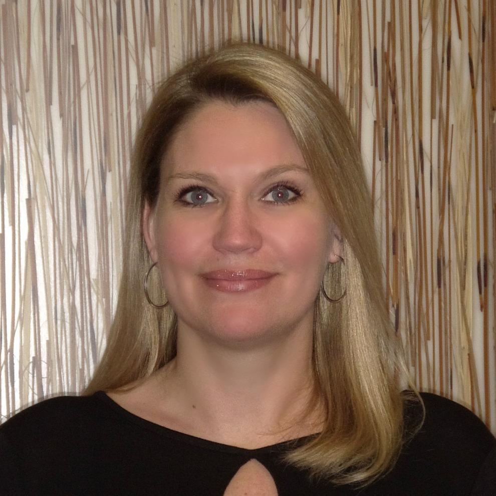 Renee, Receptionist