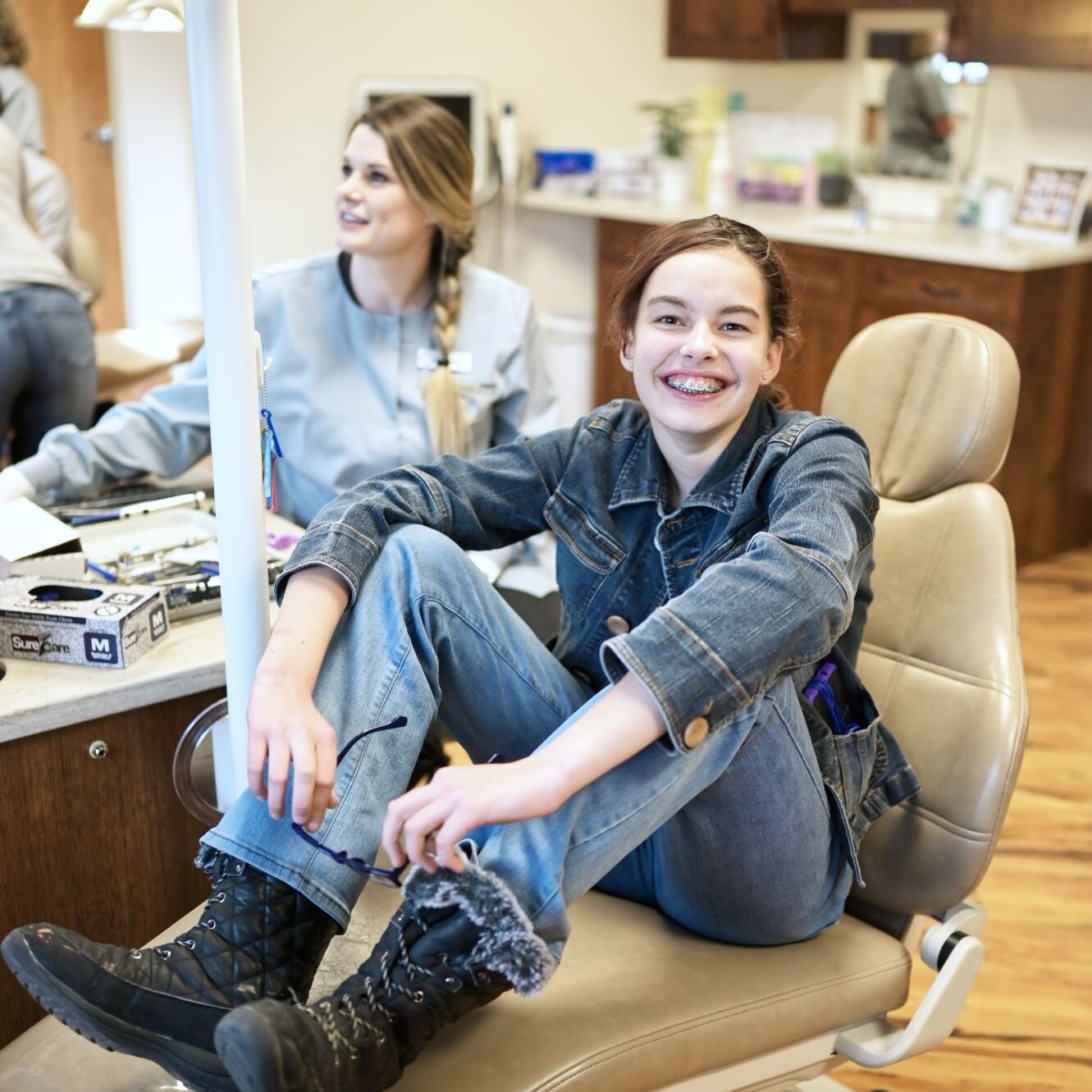 ETP_6376 teen patient in dental chair